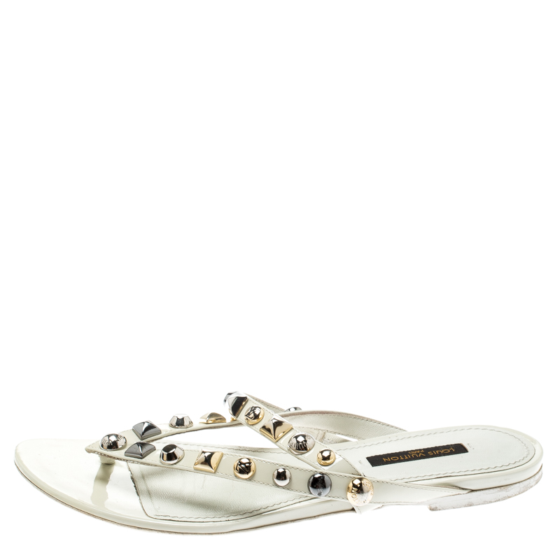 

Louis Vuitton White Patent Leather Studded Thong Sandals Size