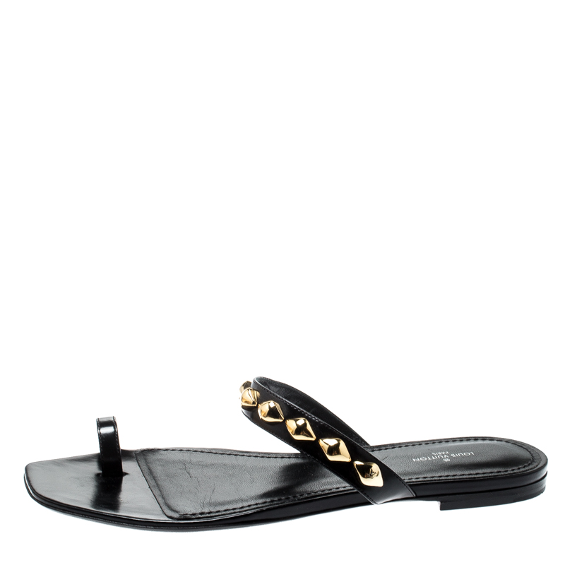 

Louis Vuitton Black Leather Unchain Toe Ring Flat Sandals Size