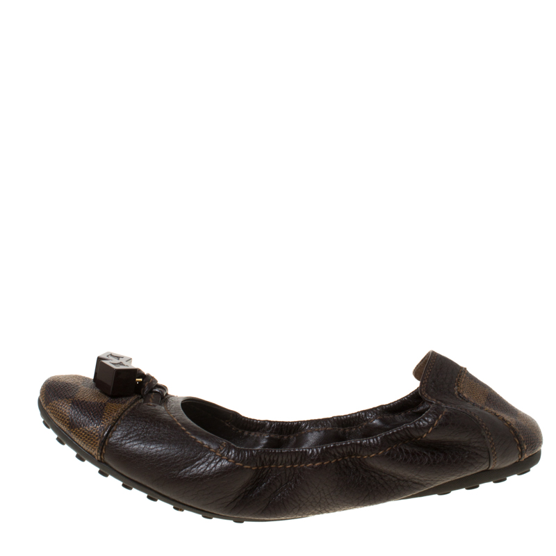 

Louis Vuitton Brown Leather And Canvas Scrunch Ballet Flats Size
