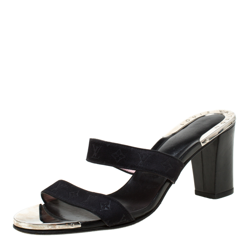 مملوكة مسبقًا Louis Vuitton Black Monogram Canvas Slide Block Heel Sandals Size 36.5