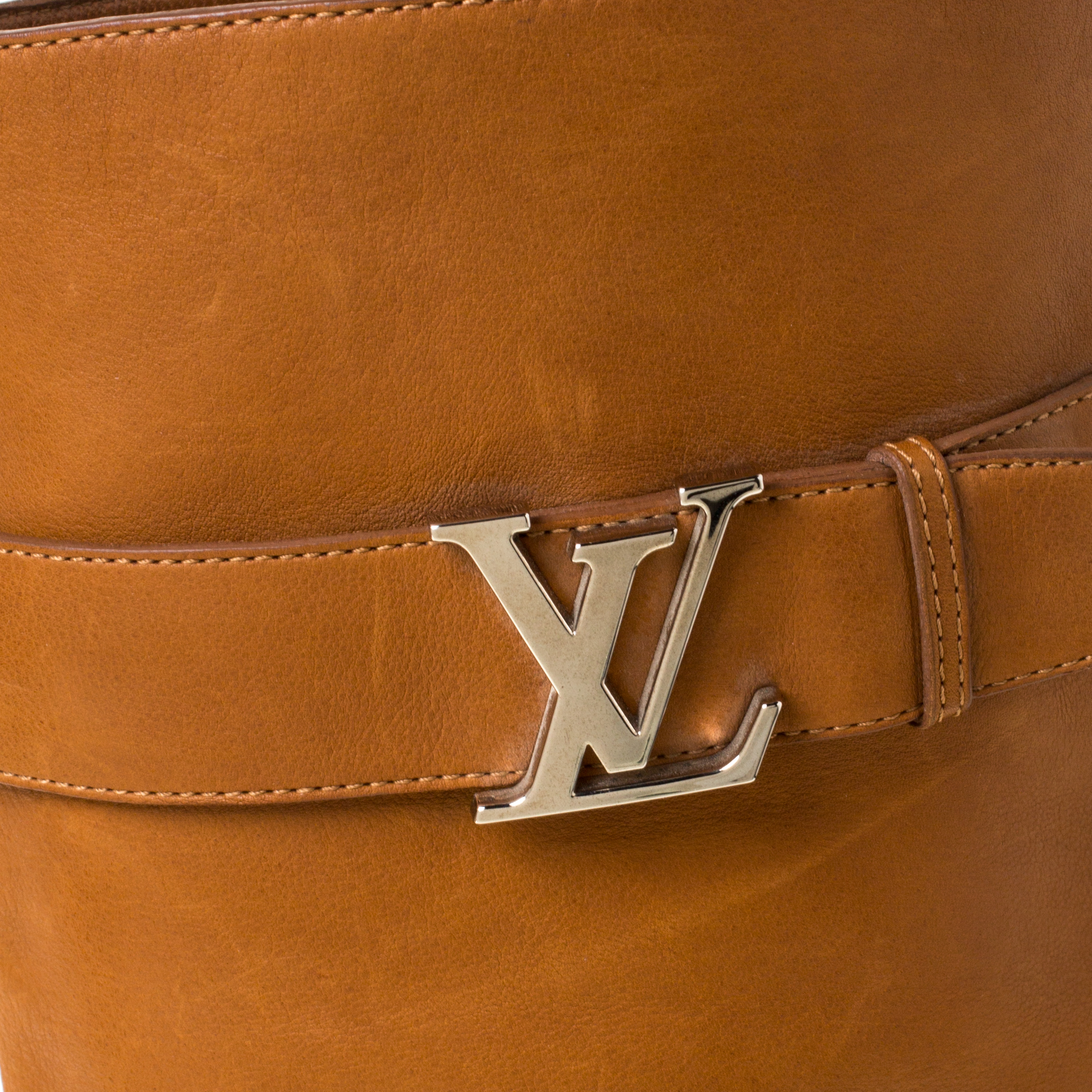 Louis Vuitton Brown Leather Legacy Riding Knee Boots Size 38 For Sale at  1stDibs  louis vuitton cowboy boots, louis vuitton boots knee high, louis  vuitton riding boots