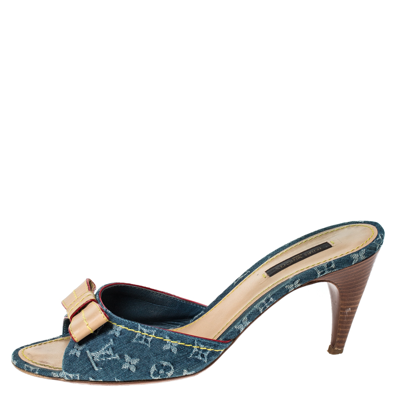 

Louis Vuitton Blue Monogram Denim And Leather Bow Open Toe Sandals Size
