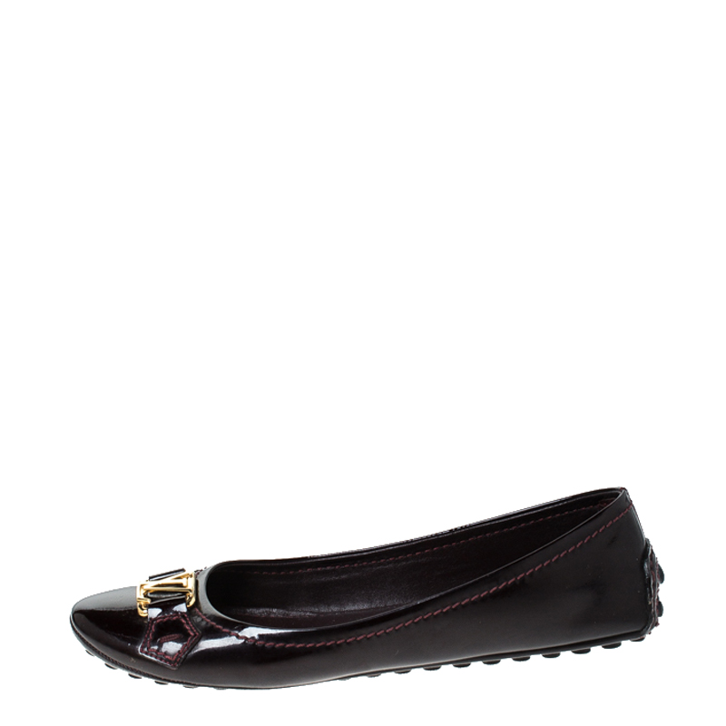 

Louis Vuitton Burgundy Patent Leather Oxford Ballet Flats