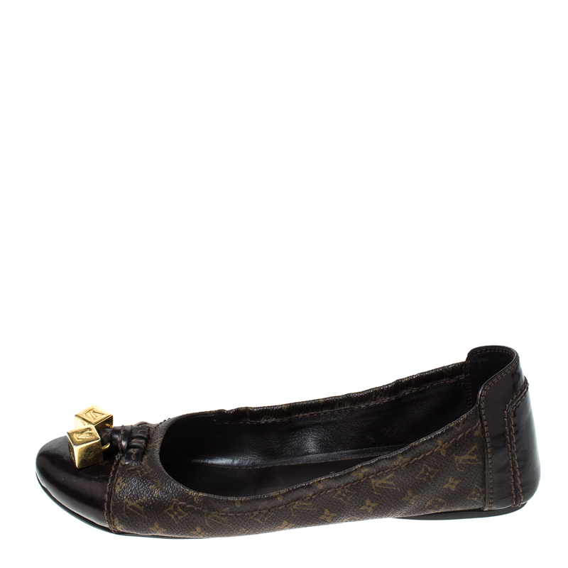 

Louis Vuitton Monogram Canvas And Patent Leather Cap Toe Lovely Ballet Flats Size, Brown