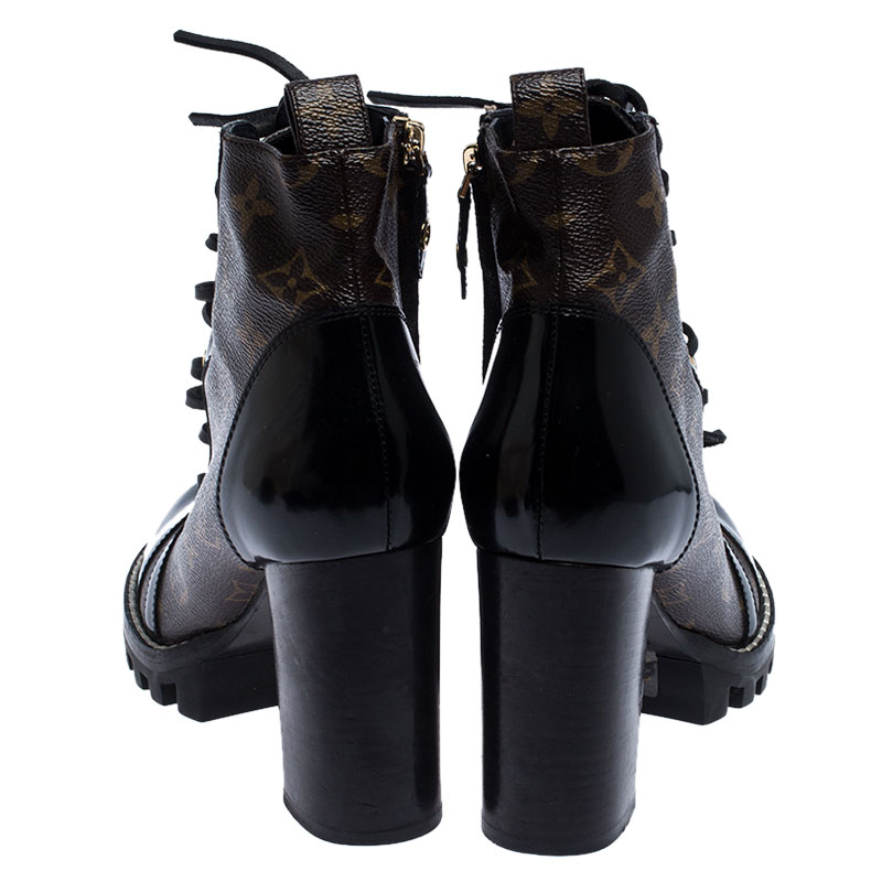 Louis Vuitton Monogram Canvas Star Trail Ankle Boots - Size 7 / 37 (SH –  LuxeDH