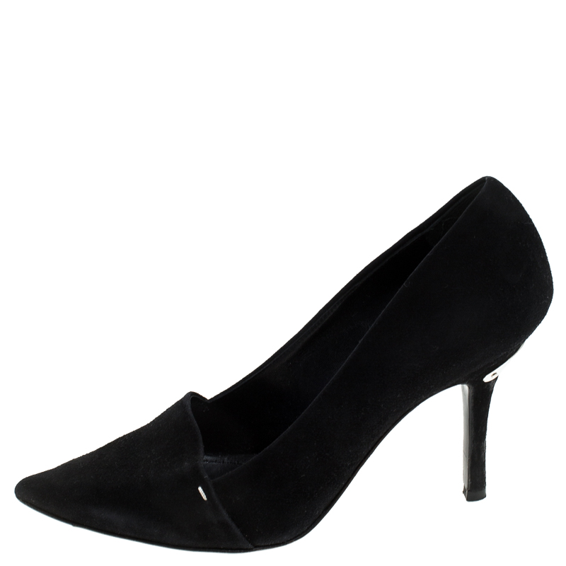 

Louis Vuitton Black Suede Pointed Toe Pumps Size