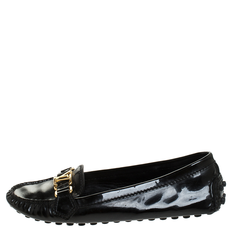 

Louis Vuitton Black Patent Leather Oxford Loafers Size