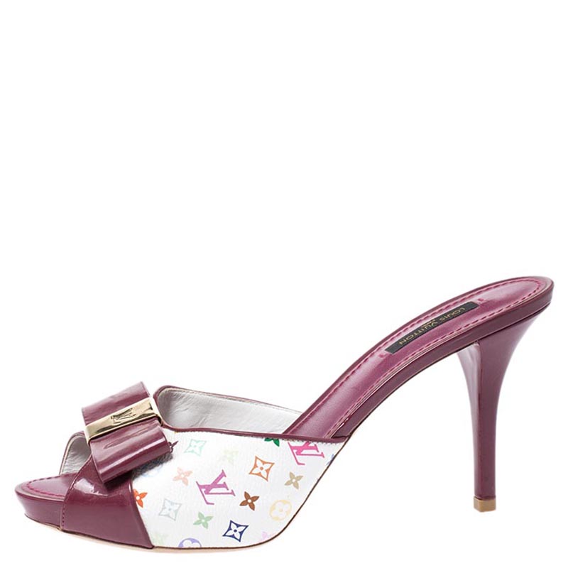 

Louis Vuitton Purple Patent Leather And Monogram Canvas Peep Toe Slides Size