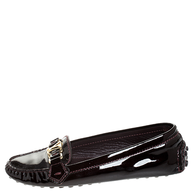 

Louis Vuitton Burgundy Patent Leather Oxford Ballet Flats Size