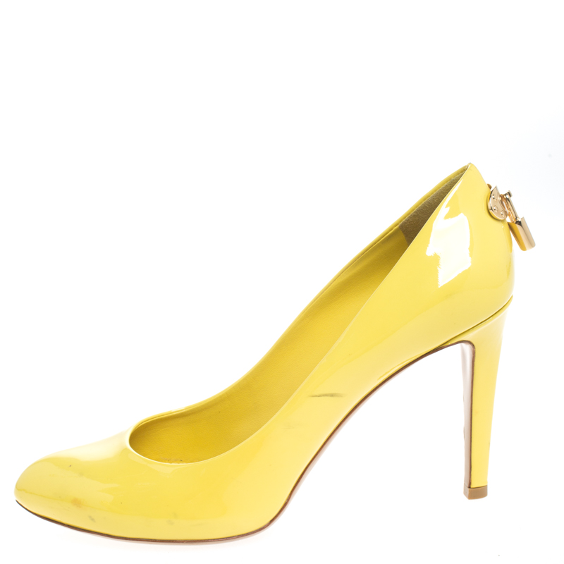 

Louis Vuitton Yellow Patent Leather Oh Really! Pumps Size