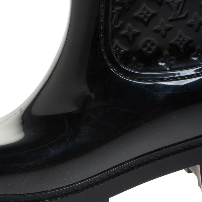 Louis Vuitton Rain boots Black Rubber ref.992634 - Joli Closet