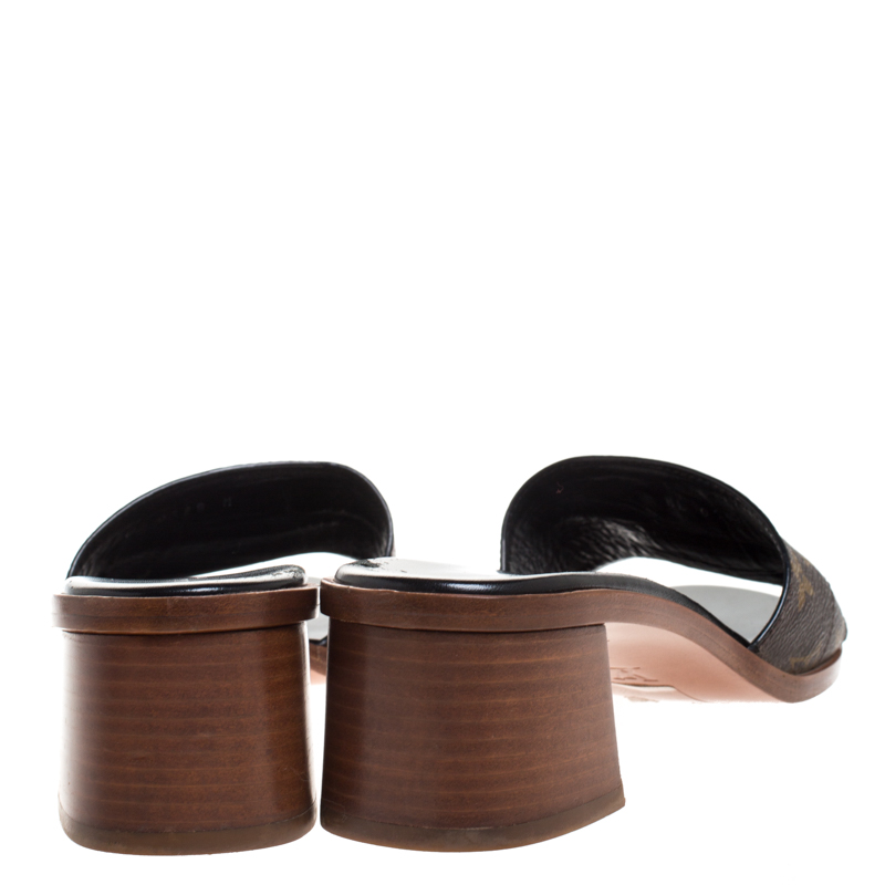 Lock it leather sandal Louis Vuitton Camel size 39 EU in Leather - 35061630