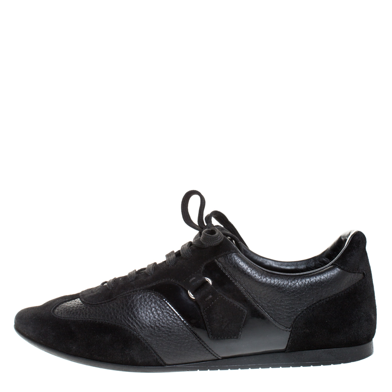 

Louis Vuitton Black Leather and Suede Lace Low Top Sneakers Size