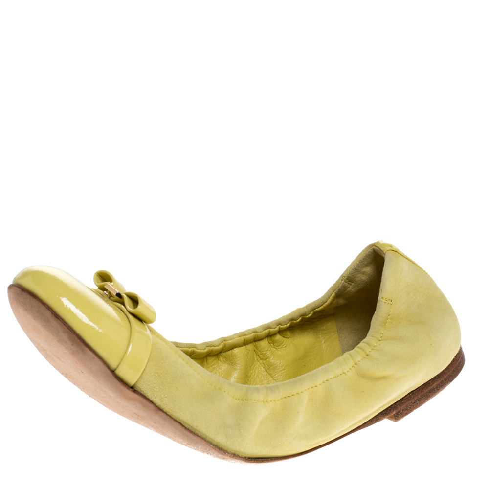 Pre-owned Louis Vuitton Yellow Suede And Patent Leather Elba Scrunch Bow Ballet Flats Size 37.5