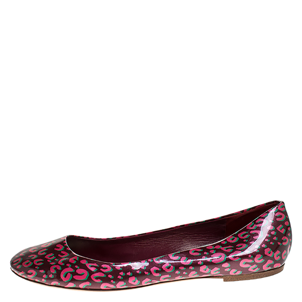 

Louis Vuitton Purple Leopard Print Patent Leather Ballet Flat