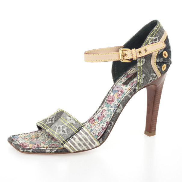 مملوكة مسبقًا Louis Vuitton Blue Denim Patchwork Sandals Size 40