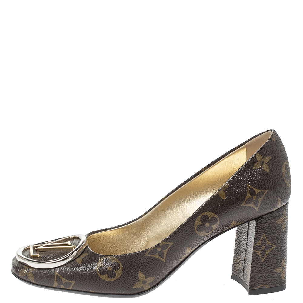 

Louis Vuitton Brown Canvas Madeleine Logo Pumps Size