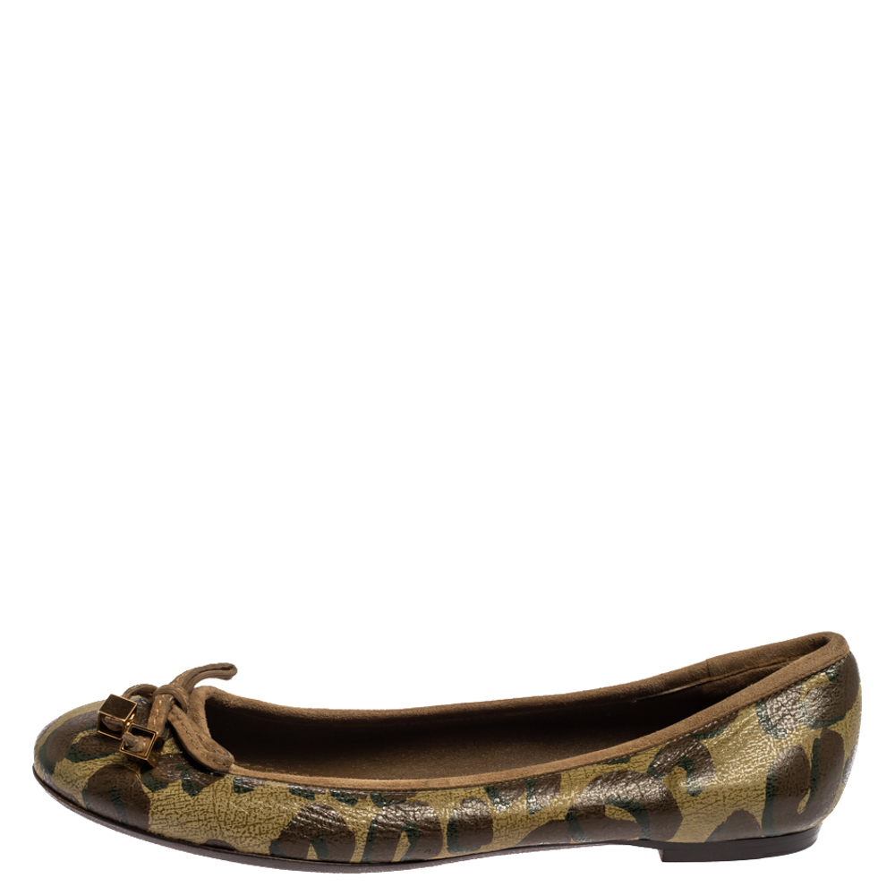 

Louis Vuitton Brown/Green Leopard Print Leather Debbie Ballet Flats Size