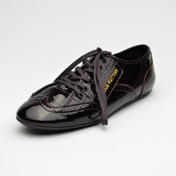 مملوكة مسبقًا Louis Vuitton Amarante Patent Brogue Sneakers Size 39