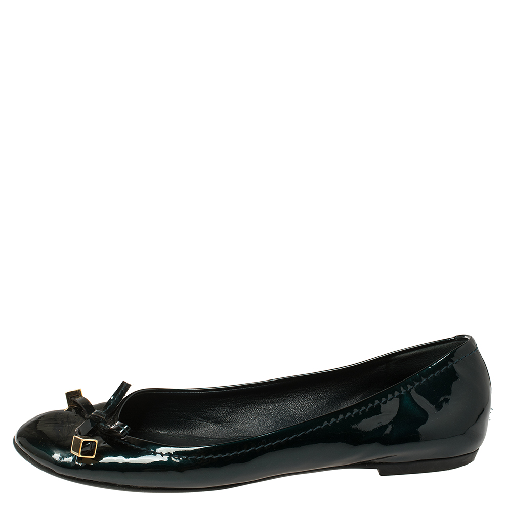 

Louis Vuitton Green Patent Leather Bow Ballet Flats Size