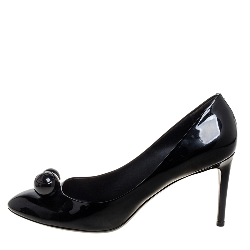 

Louis Vuitton Black Patent Leather Betty Pumps Size