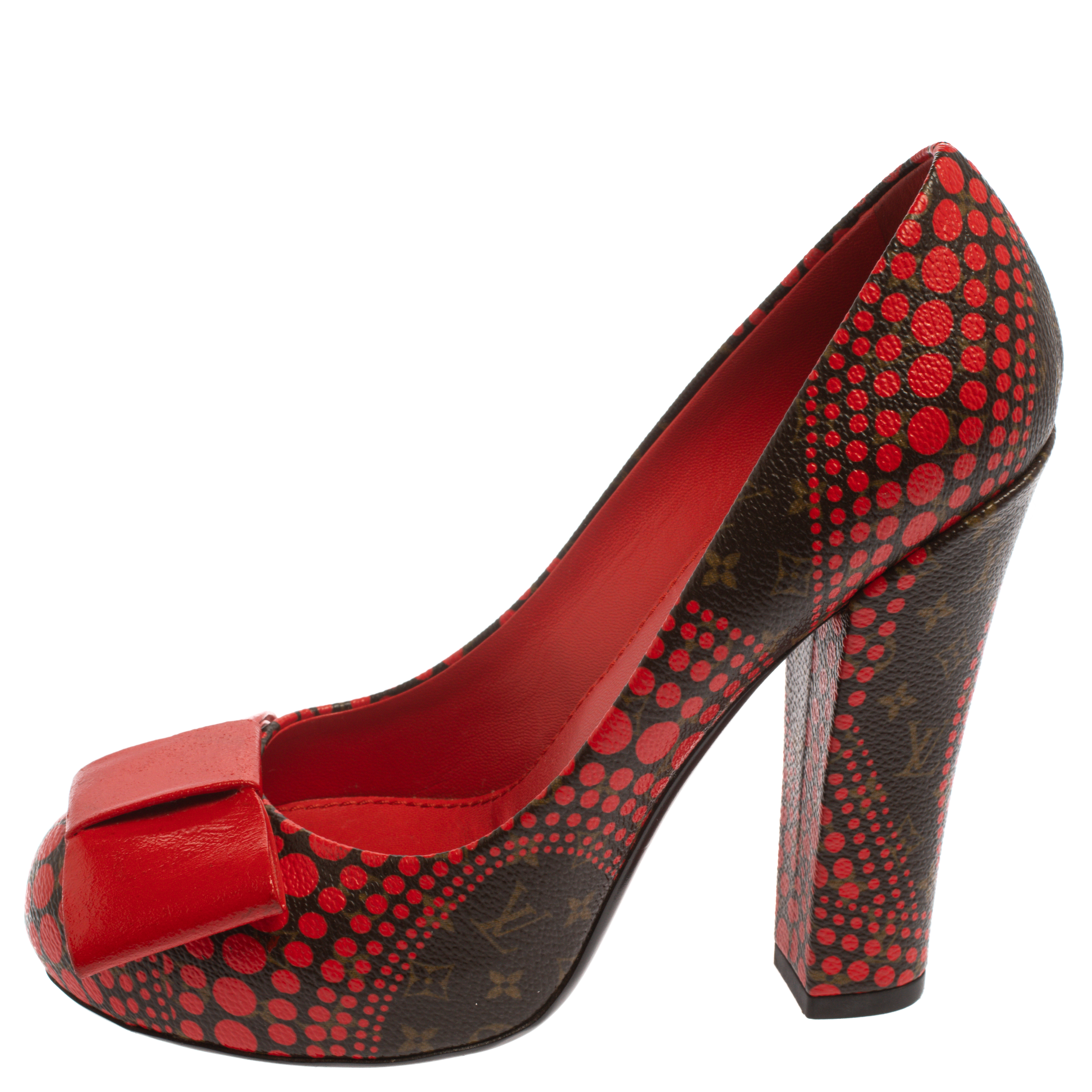 

Louis Vuitton x Yayoi Kusama Red Polka Dot Monogam Canvas Limited Edition Bow Pumps Size