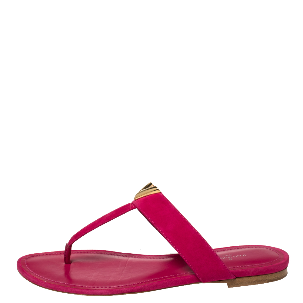 

Louis Vuitton Pink Suede Leather Bahiana Thong Flats Size