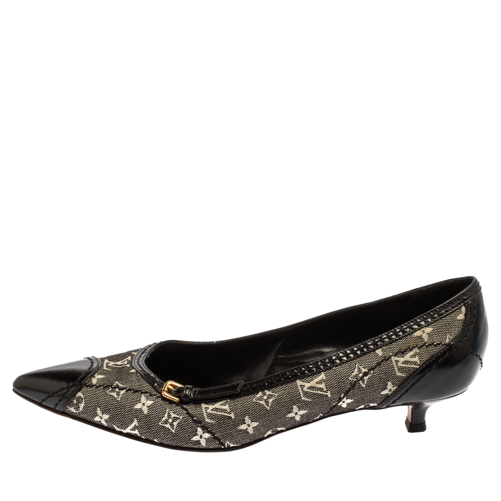 

Louis Vuitton Black/White Monogram Mini Lin Canvas And Leather Kitten Heel Pumps Size