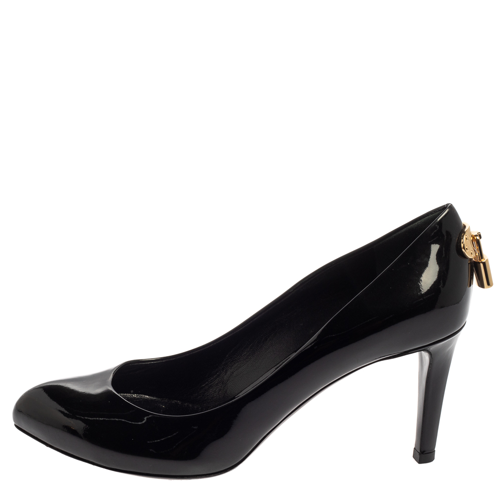 

Louis Vuitton Black Patent Leather ''Oh Really'' Pumps Size