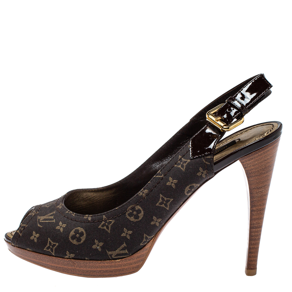 

Louis Vuitton Brown Min Lin Monogram Canvas and Patent Leather Slingback Sandals Size