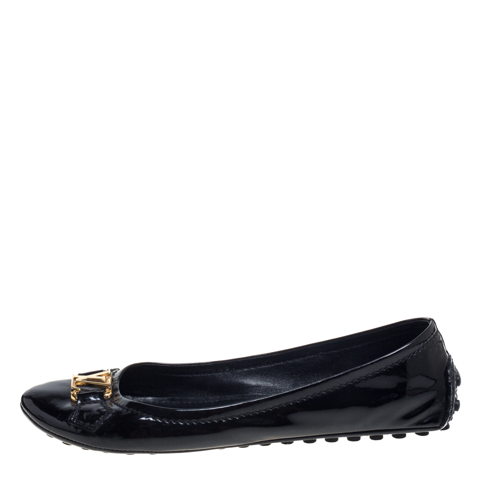 

Louis Vuitton Black Patent Leather Oxford Ballet Flats Size