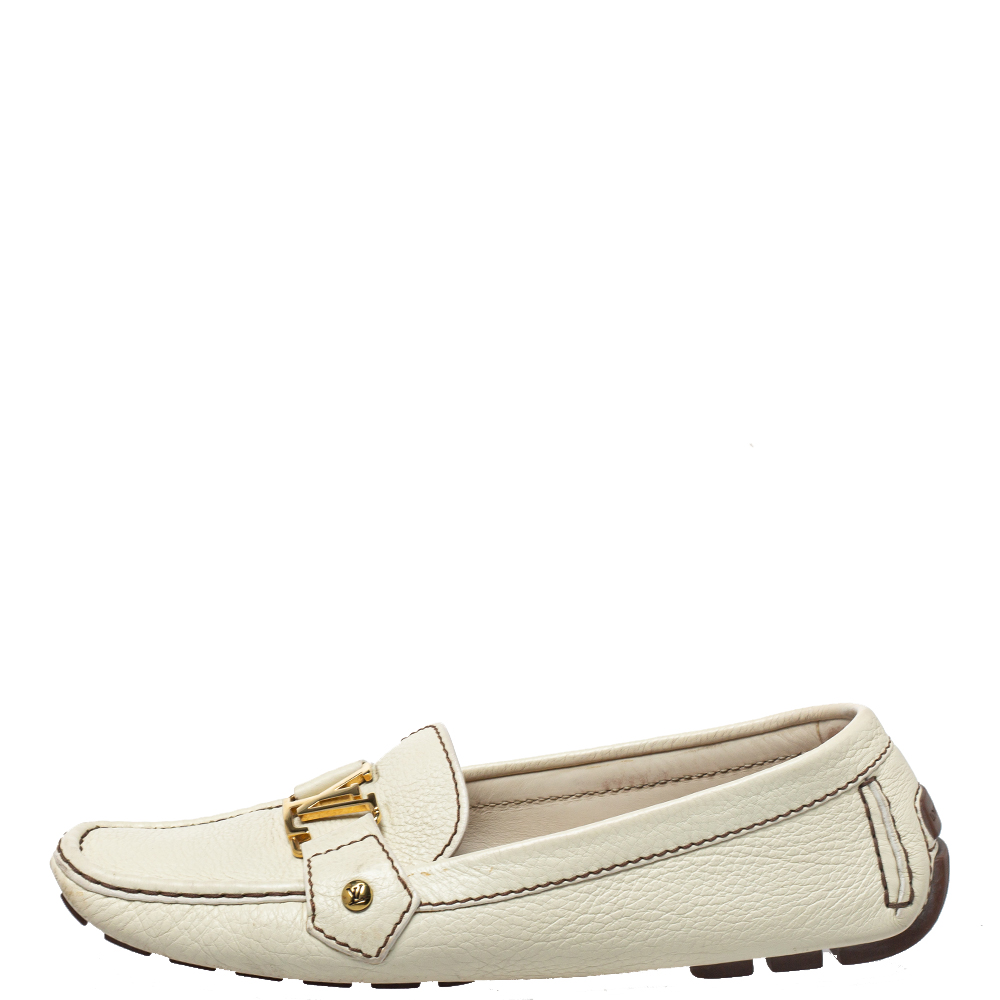 

Louis Vuitton Off White Leather Monte Carlo Loafers Size