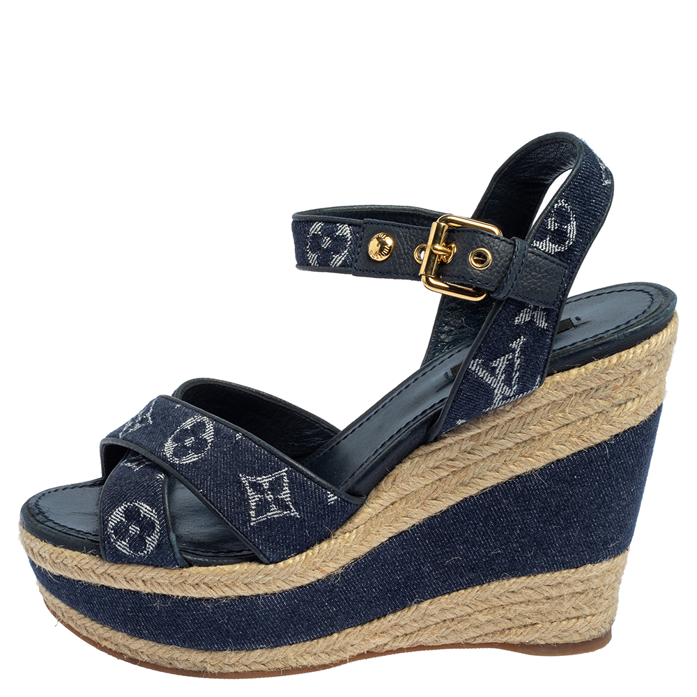 

Louis Vuitton Denim Canvas Wedge Sandals Size, Navy blue
