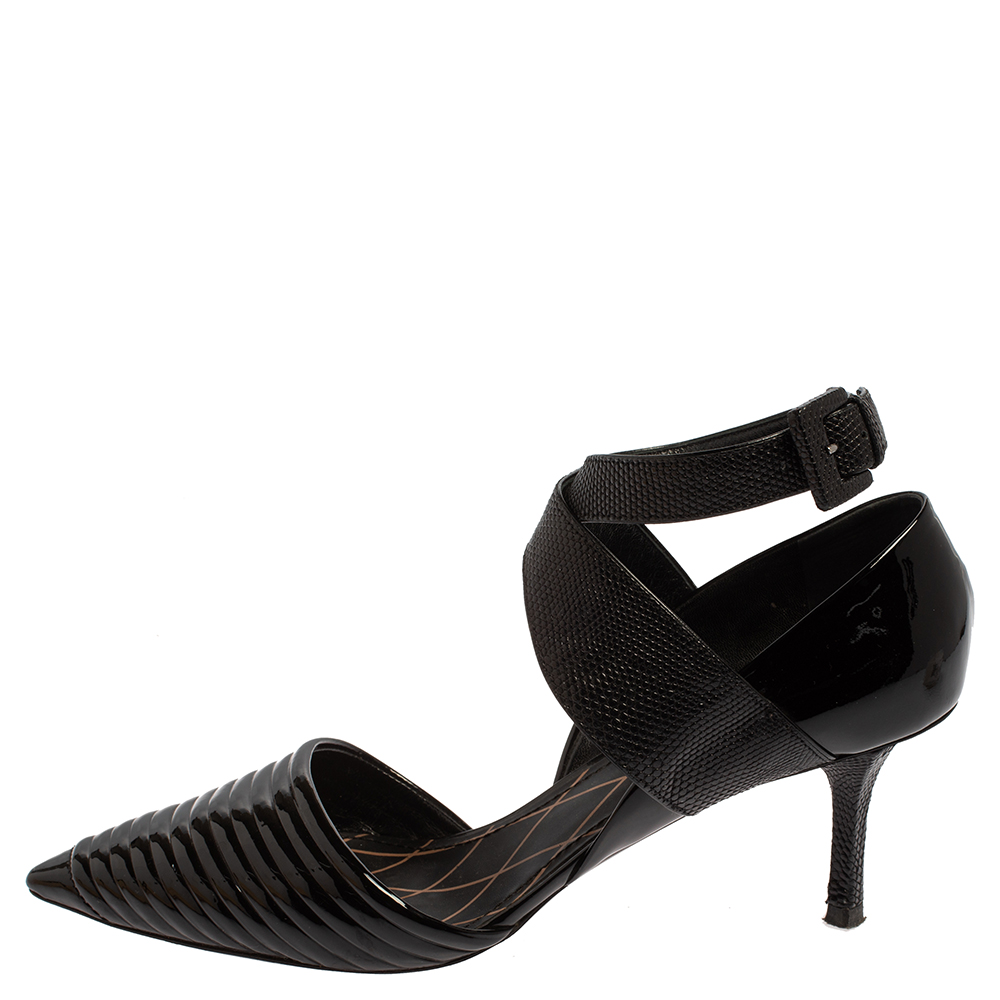 

Louis Vuitton Black Lizard Leather Embossed And Patent Leather Ankle Strap Pointed Toe Pumps Size