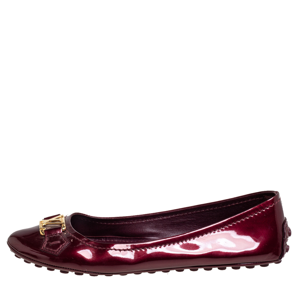 

Louis Vuitton Burgundy Vernis Oxford Ballerina Flats Size