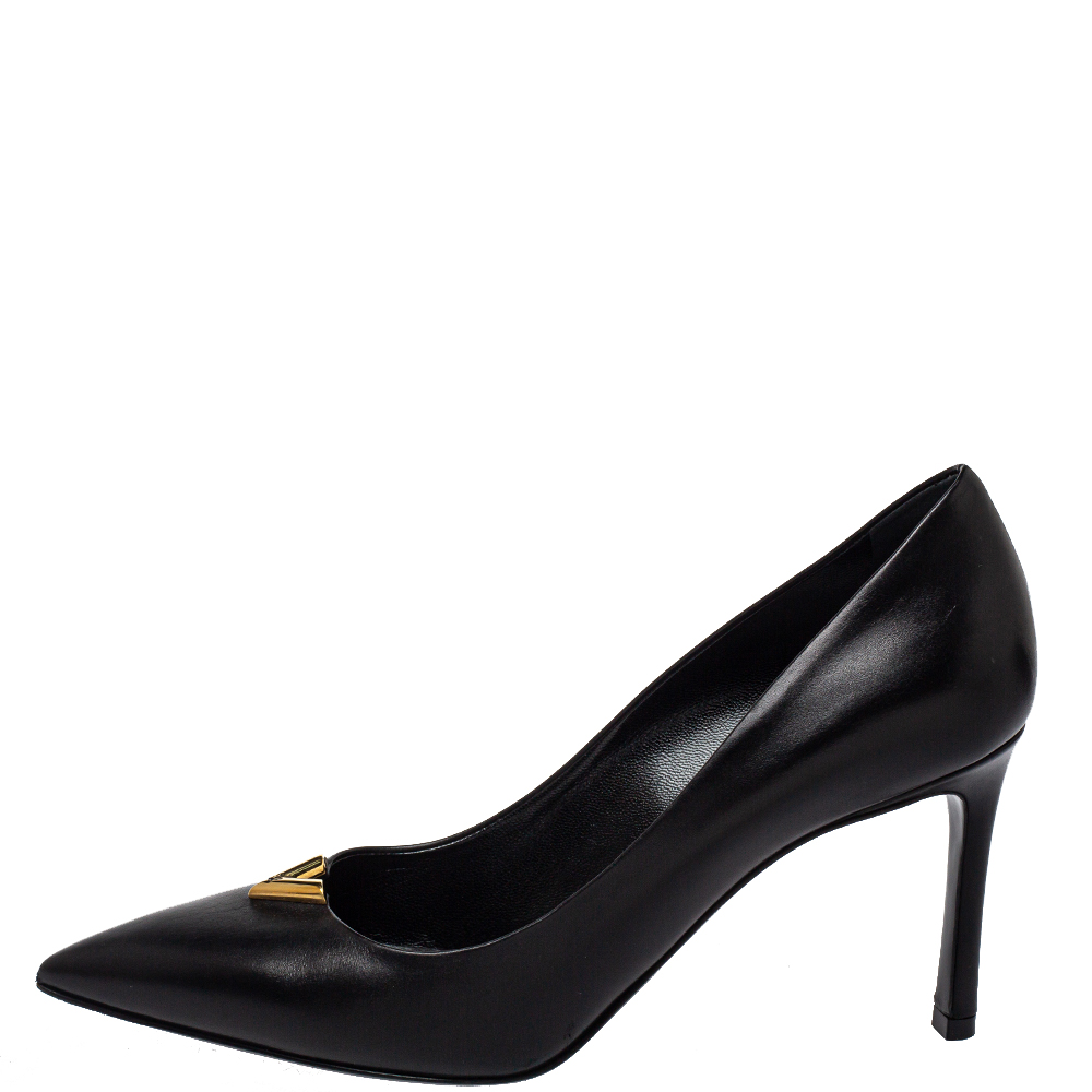 

Louis Vuitton Black Leather Heartbreaker Pointed Toe Pumps Size