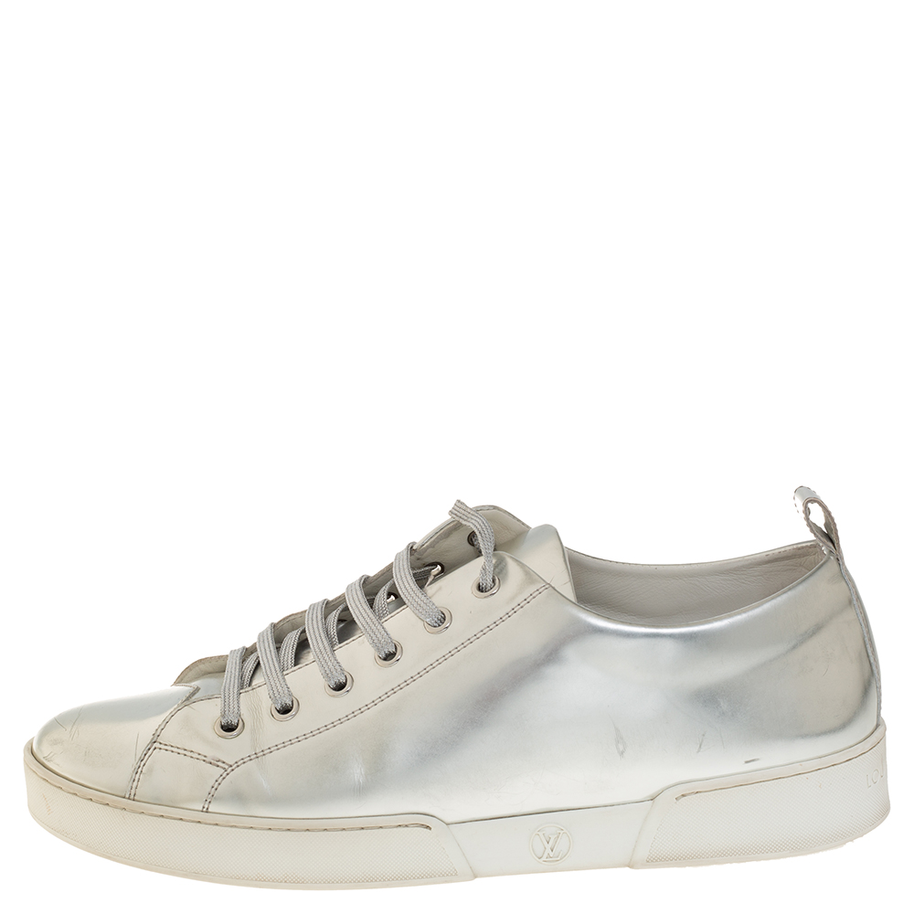 

Louis Vuitton Silver Leather Low Top Sneakers Size