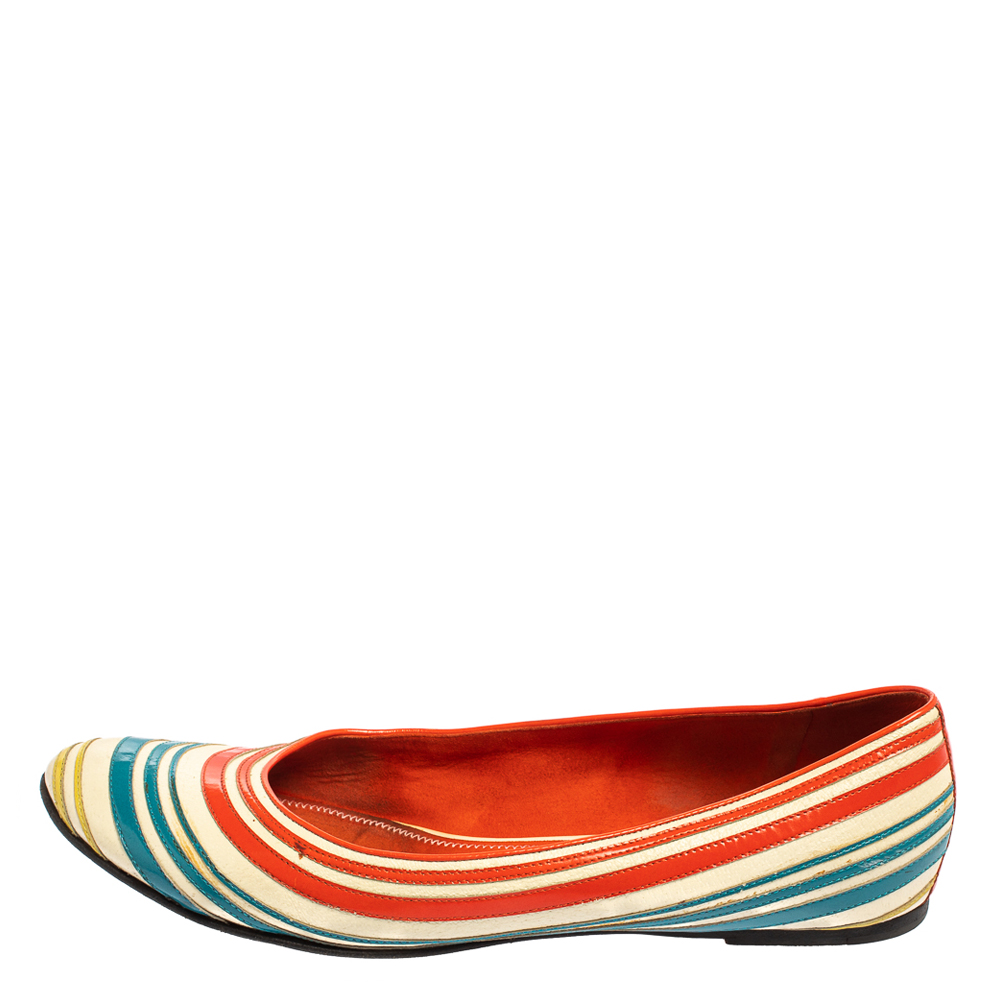 

Louis Vuitton Multicolor Leather And Patent Leather Flats Size