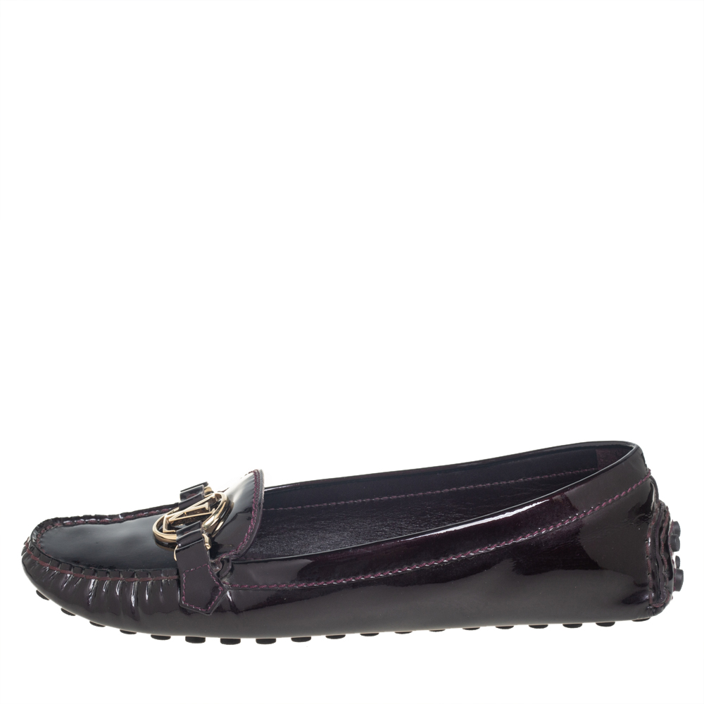

Louis Vuitton Burgundy Patent Leather Dauphine Loafers Size