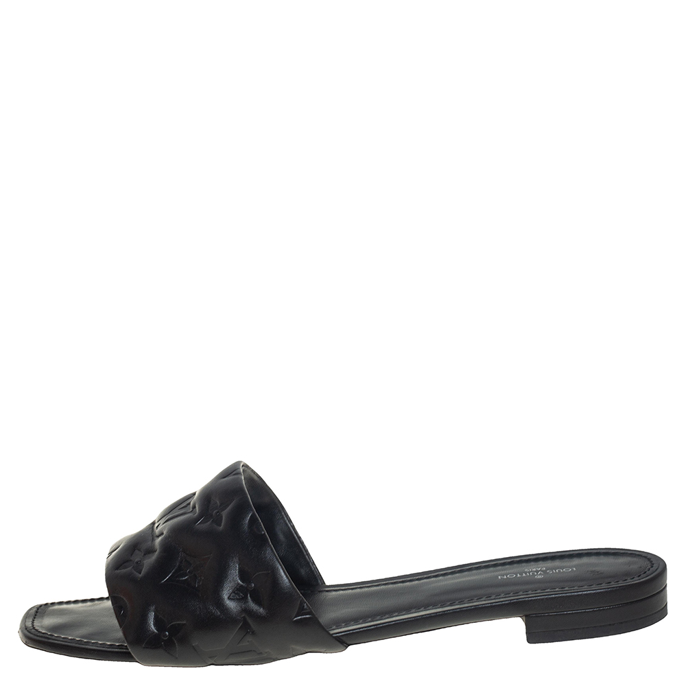 

Louis Vuitton Noir Monogram Leather Revival Flat Mule Size, Black