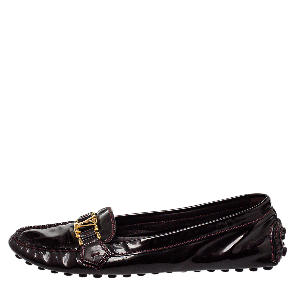 

Louis Vuitton Burgundy Patent Leather Loafers Size