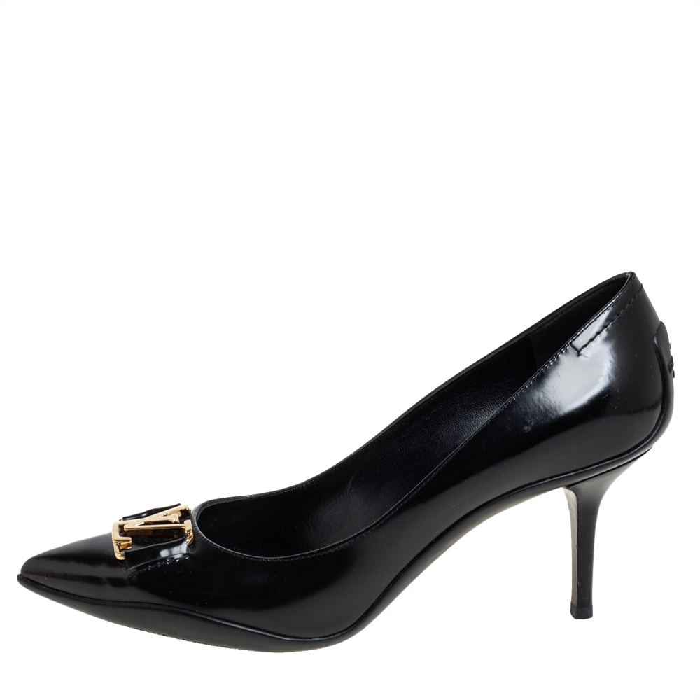 

Louis Vuitton Black Leather Logo Pointed Toe Pumps Size