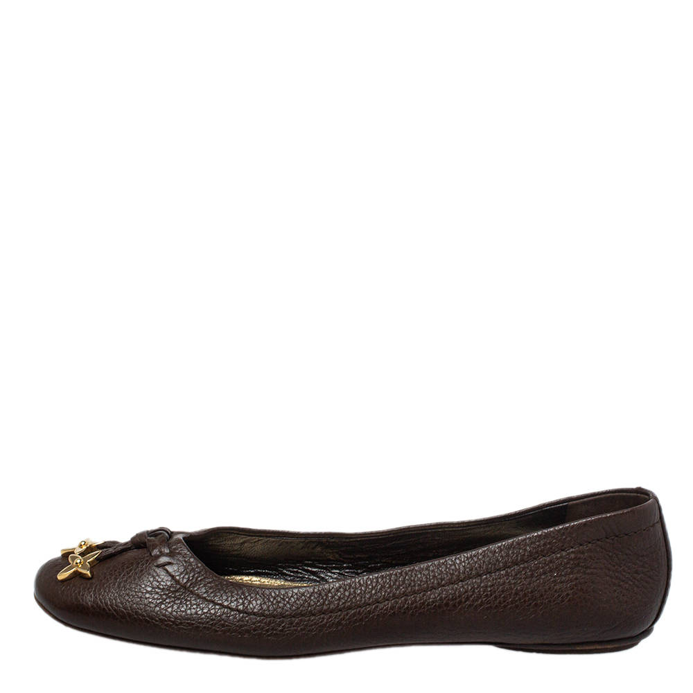 

Louis Vuitton Brown Leather Embellished Bow Ballet Flats Size