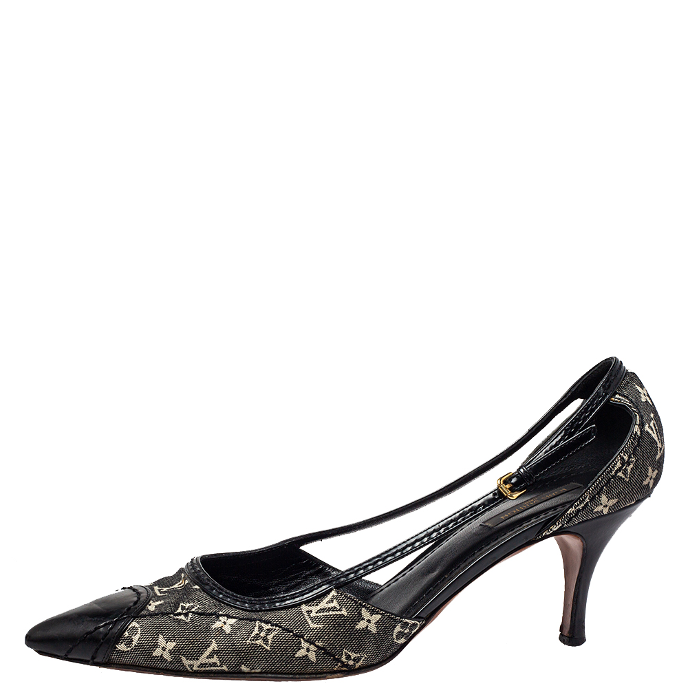 

Louis Vuitton Black/Green Monogram Canvas And Patent Leather Cap Toe Pumps Size