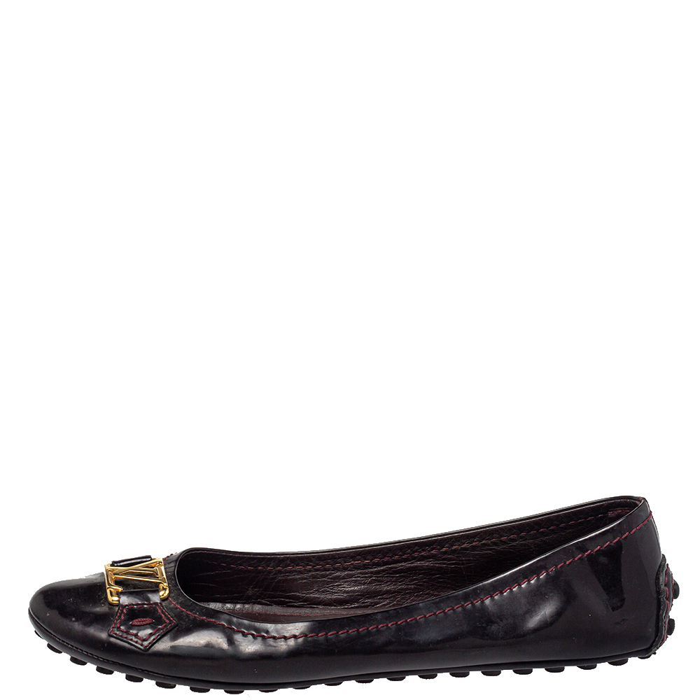 

Louis Vuitton Burgundy Patent Leather Ballet Flats Size