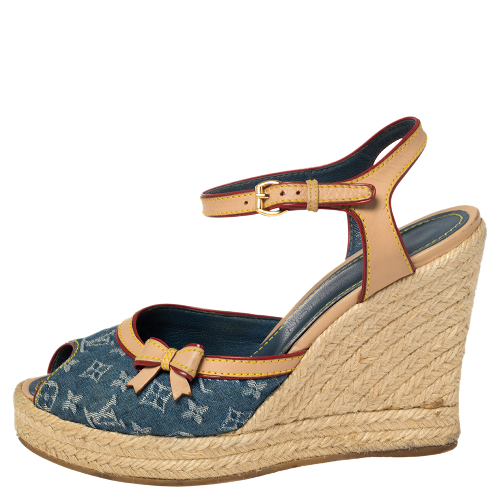 

Louis Vuitton Blue/Beige Monogram Denim And Leather Wedge Sandals Size