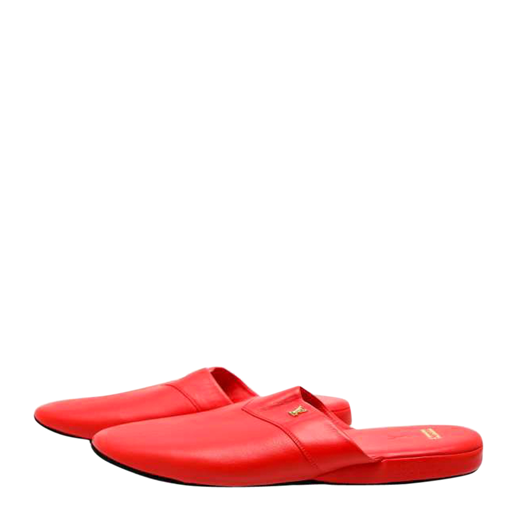 

Louis Vuitton x Supreme Red Leather Hugh Flat Slippers Size