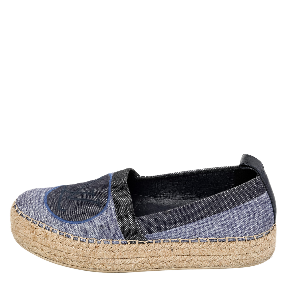 

Louis Vuitton Blue Shore Canvas Postcard Espadrille Flats Size