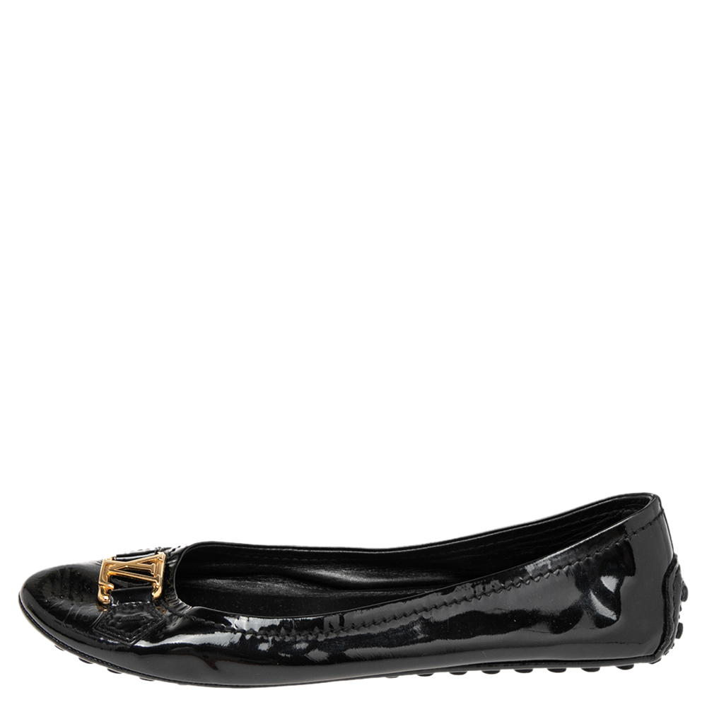 

Louis Vuitton Black Patent Leather Oxford Ballet Flats Size