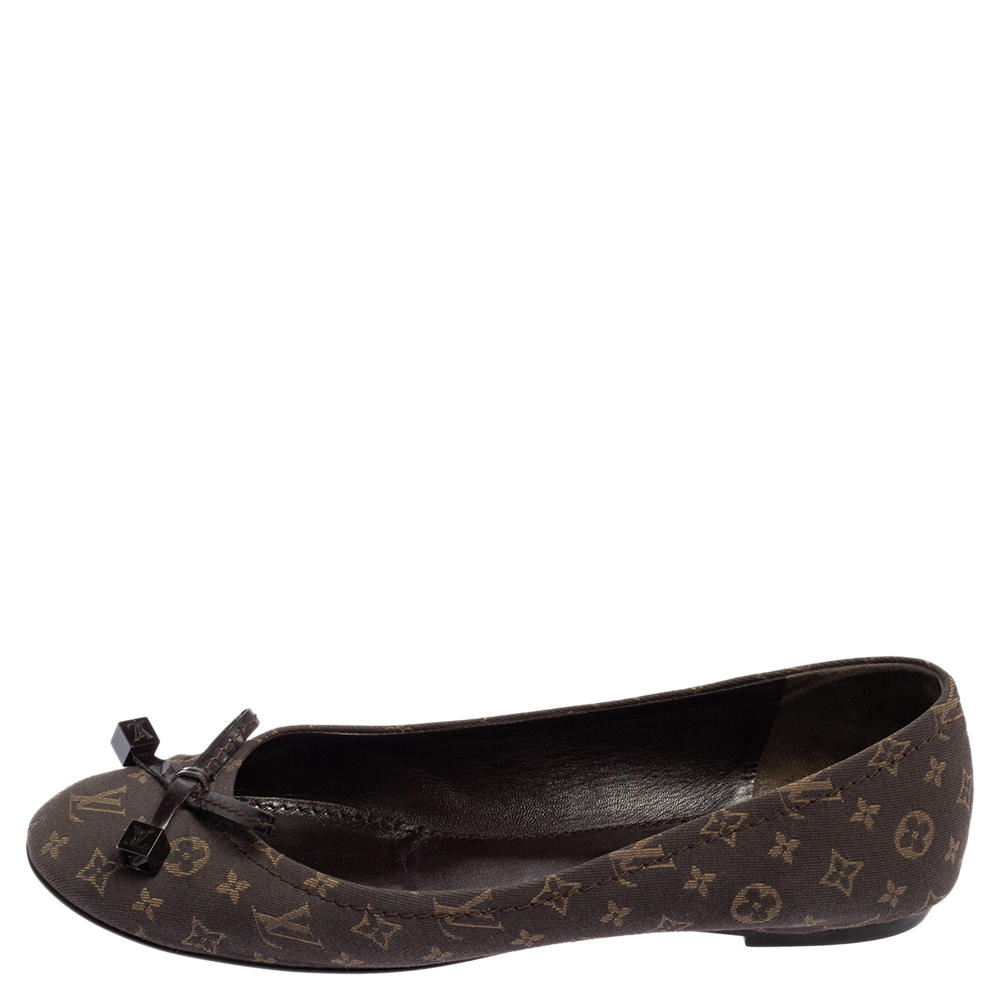 

Louis Vuitton Fusain Monogram Idylle Canvas Debbie Ballet Flats Size, Brown